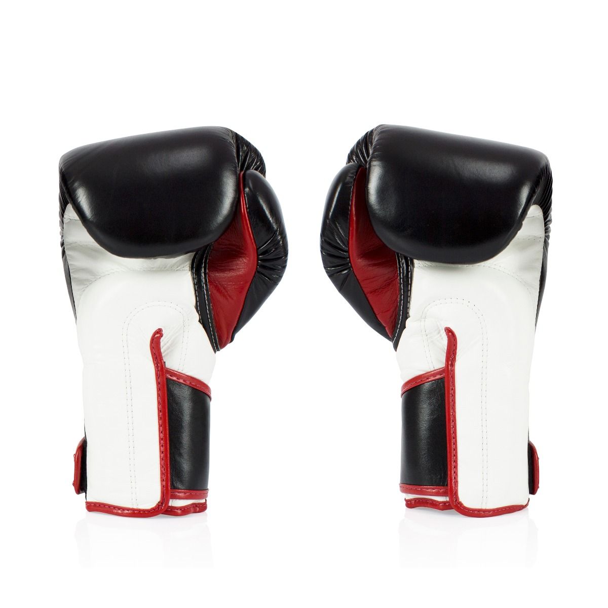นวมชกมวย รุ่น Stylish Angular Sparring - Locked Thumb
