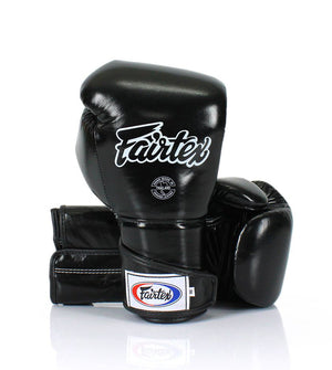 นวมชกมวย รุ่น Stylish Angular Sparring - Locked Thumb