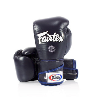 นวมชกมวย รุ่น Stylish Angular Sparring - Locked Thumb