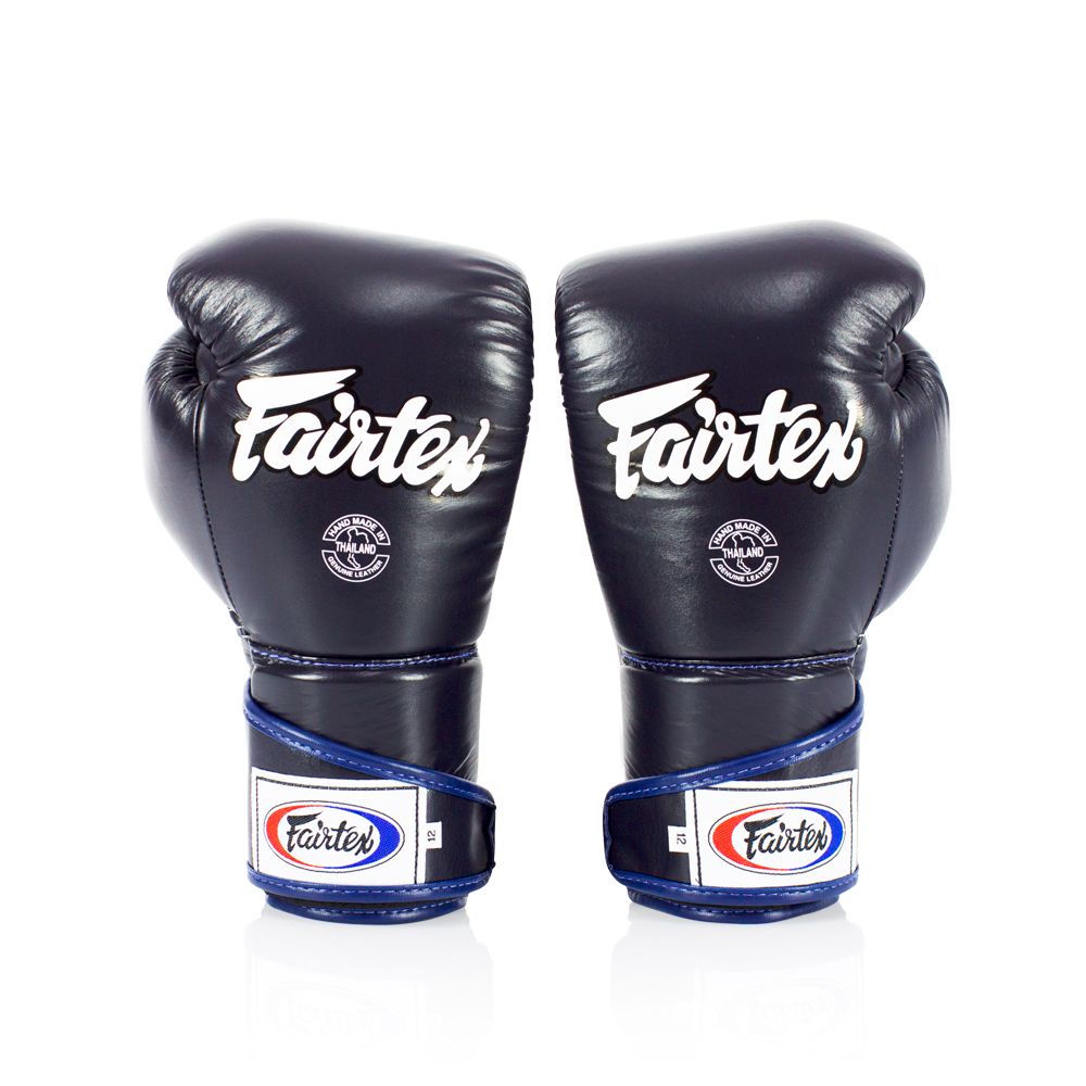 นวมชกมวย รุ่น Stylish Angular Sparring - Locked Thumb