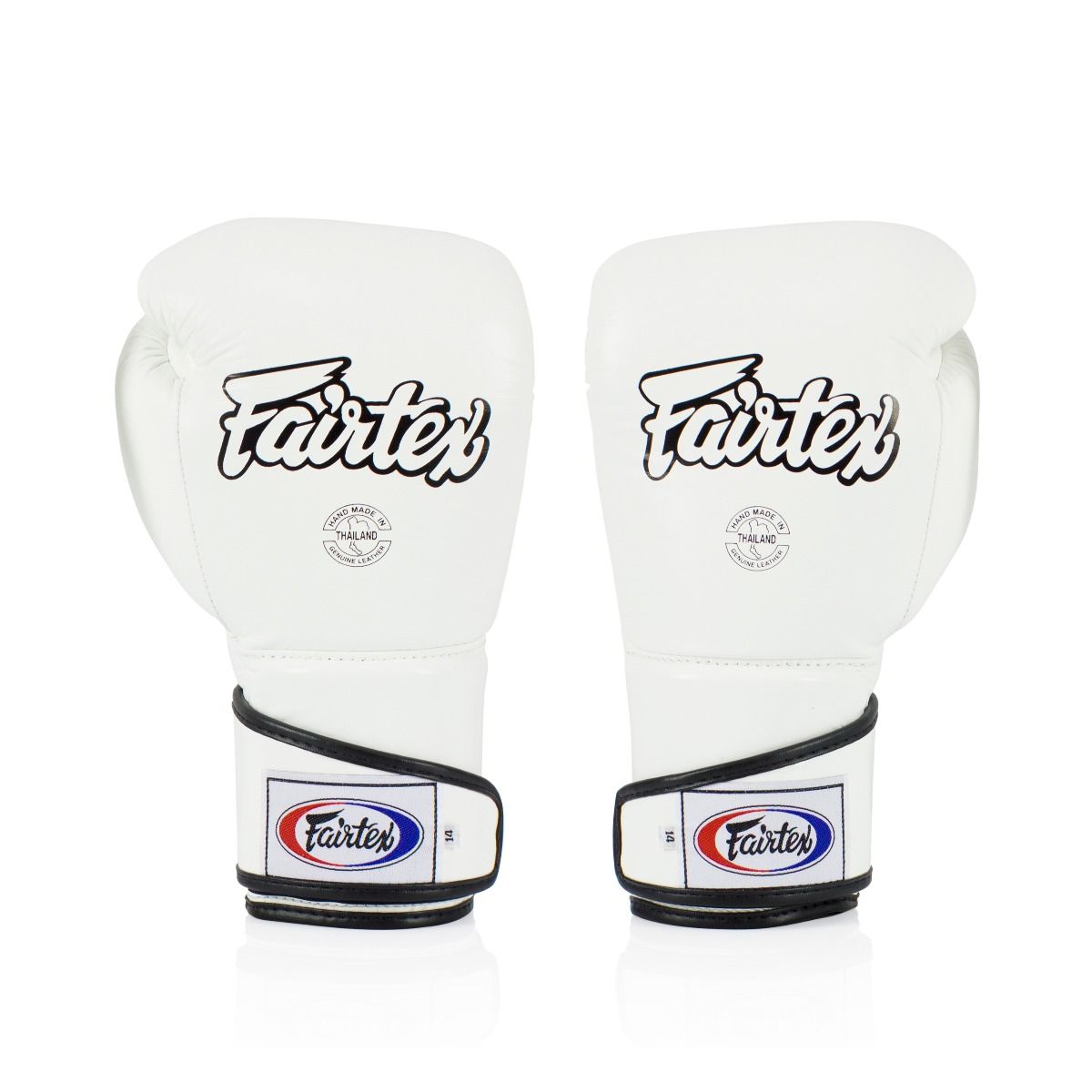 นวมชกมวย รุ่น Stylish Angular Sparring - Locked Thumb