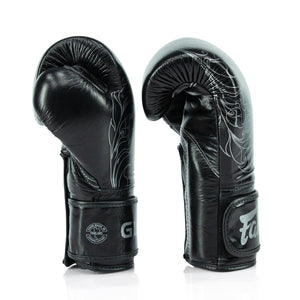 นวมสำหรับการแข่งขันคิกบ็อกซิ่งและการฝึกซ้อม รุ่น Fairtex X Glory